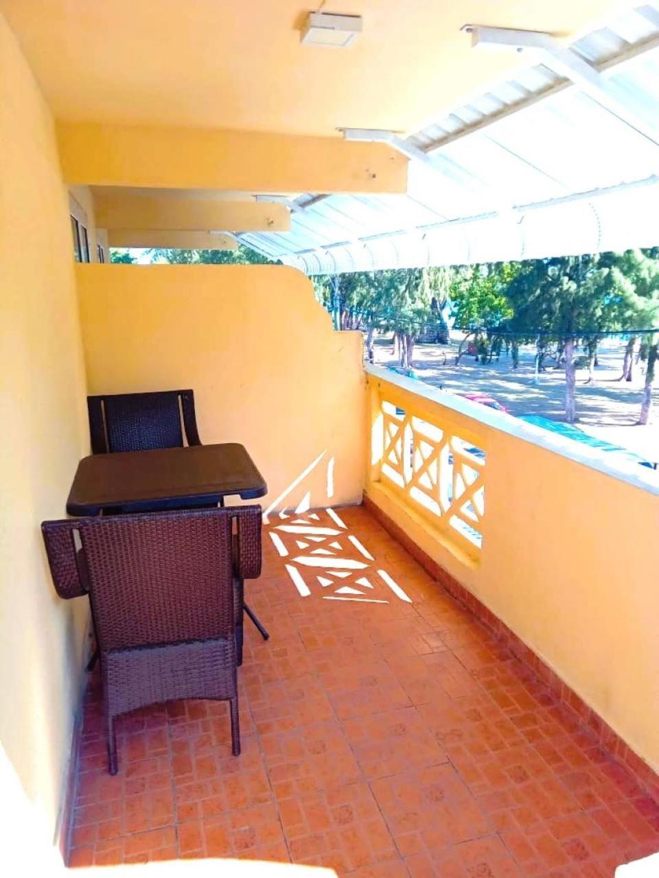 Flic-en-Flacq Chez Pepe Apartments מראה חיצוני תמונה